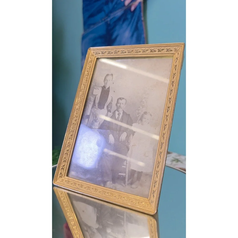 Antique Ivy Leaves Easel Gilt  Metal Photo Frame with Patent Number
